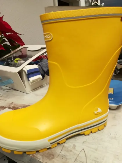 Gelber Gummistiefel
